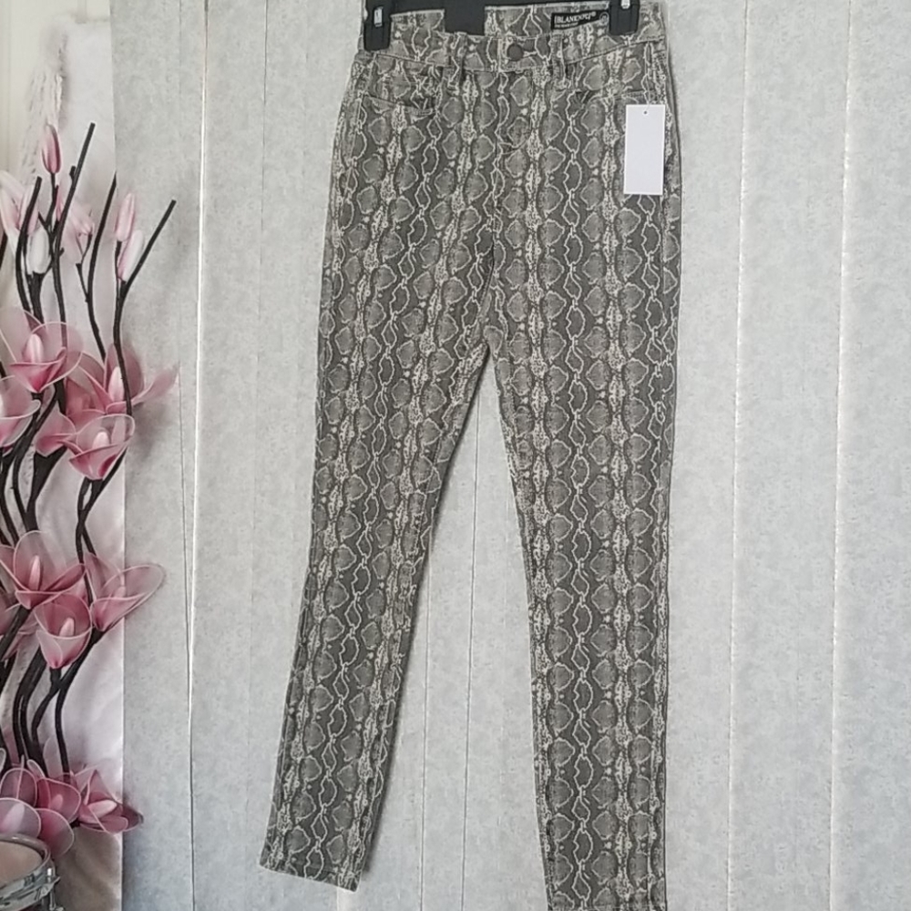 Jeans snake